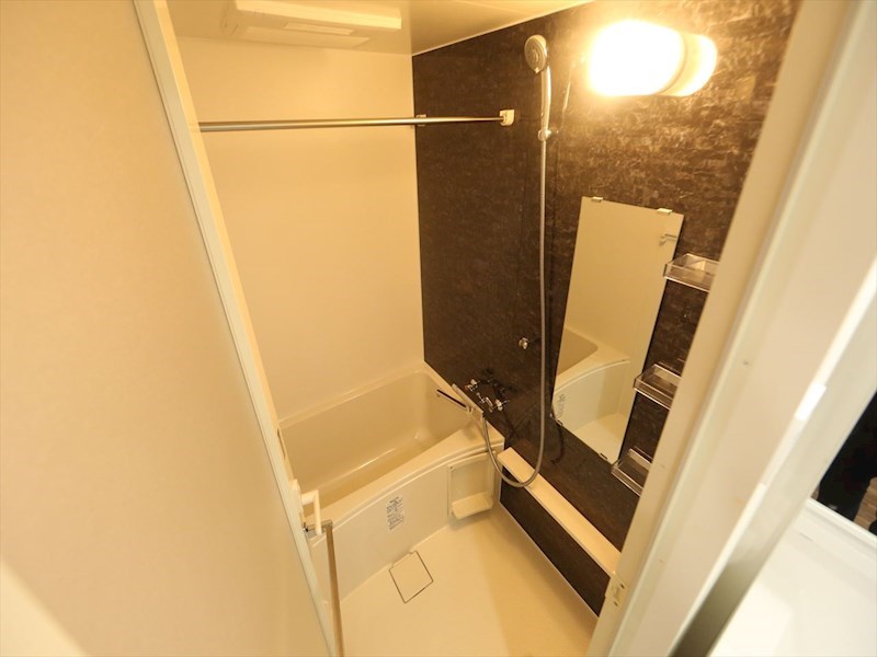 バス・シャワールーム　バスルーム　浴室暖房乾燥機付き