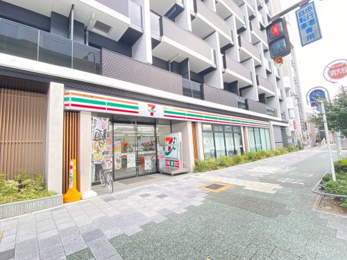 コンビニ　セブンイレブン 名古屋堀田通9丁目店（コンビニ）まで617m