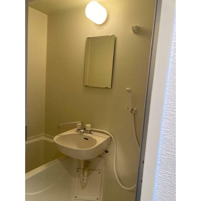 バス・シャワールーム　現況優先