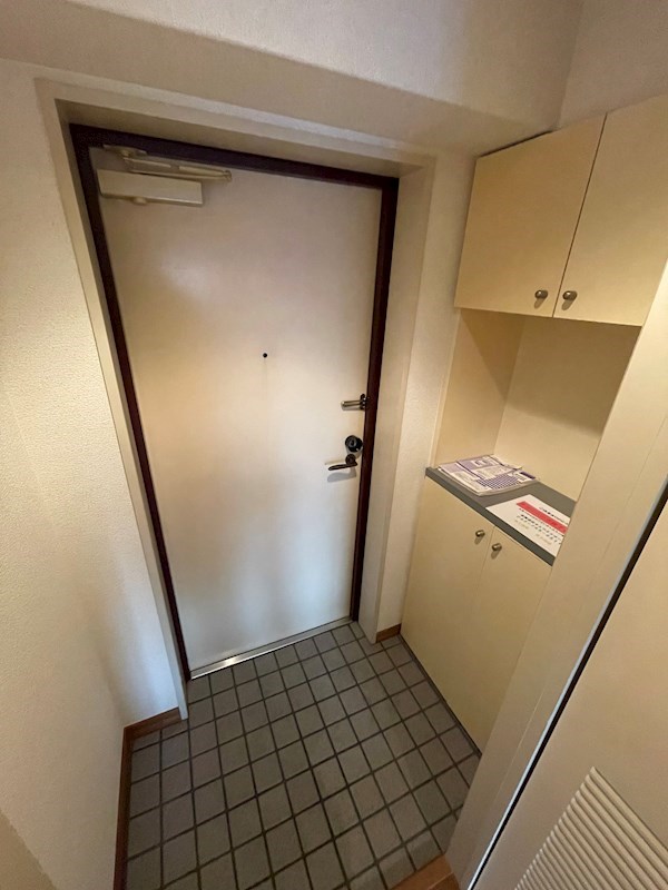 玄関　現況優先