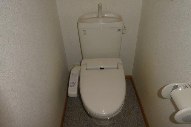 トイレ　シャワー付きトイレ