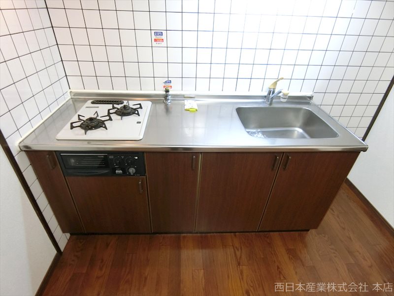 キッチン　キッチン下