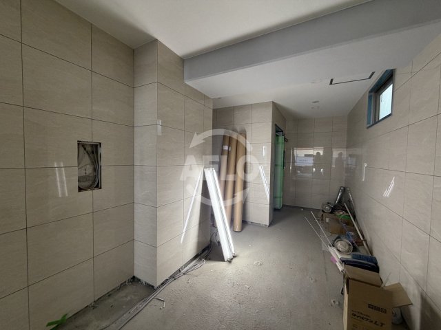 ロビー　AECA九条　　ロビー