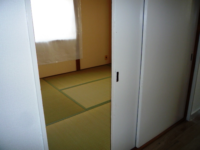 平光マンションの居間写真