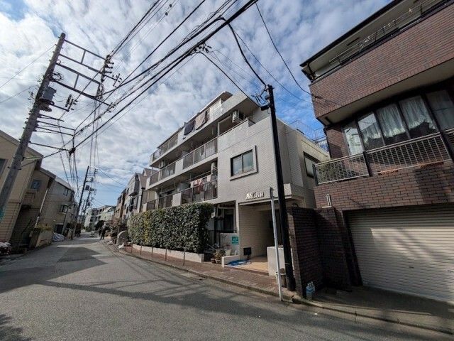 建物外観　※全て別号室のお写真。内装等参考にしてください。