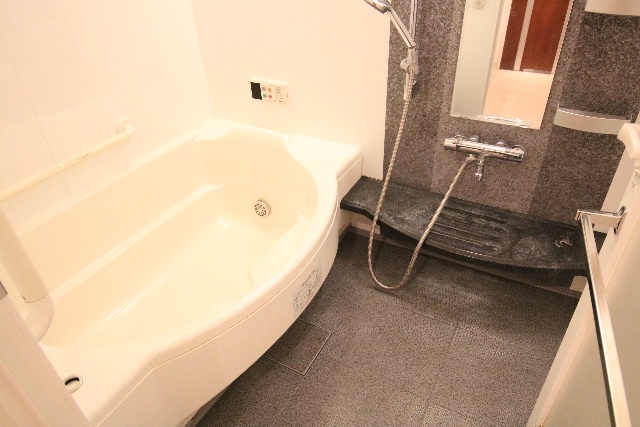 バス・シャワールーム　別室の参考写真です。※現況優先