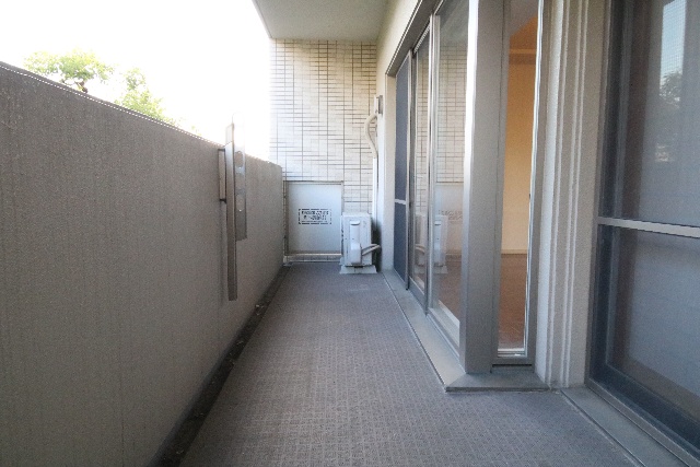 バルコニー　別室の参考写真です。※現況優先