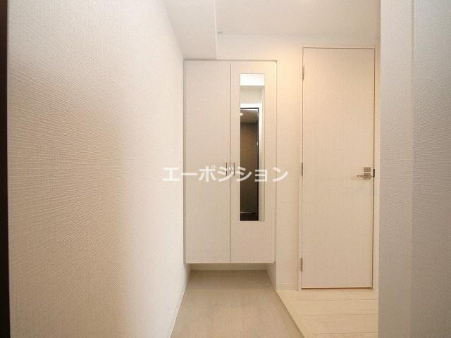 玄関　エスリード難波ザ・プレミア