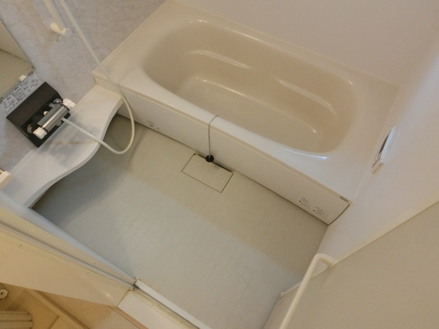 バス・シャワールーム　一坪バスで一日の疲れをしっかり癒しましょう