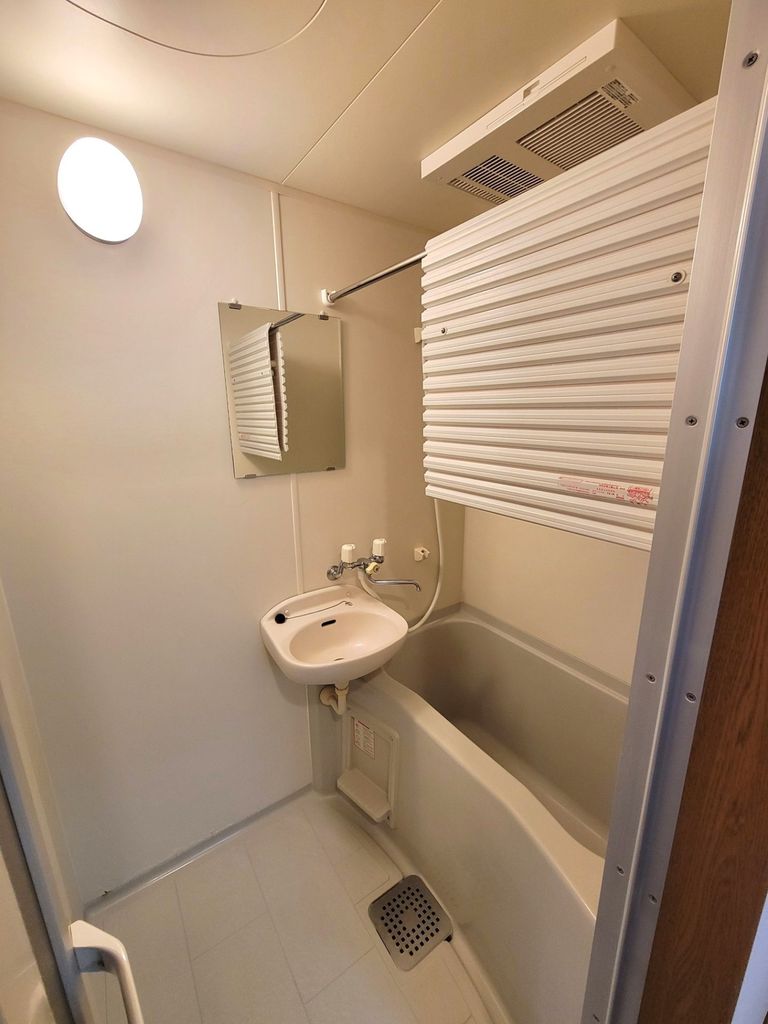 バス・シャワールーム　バス