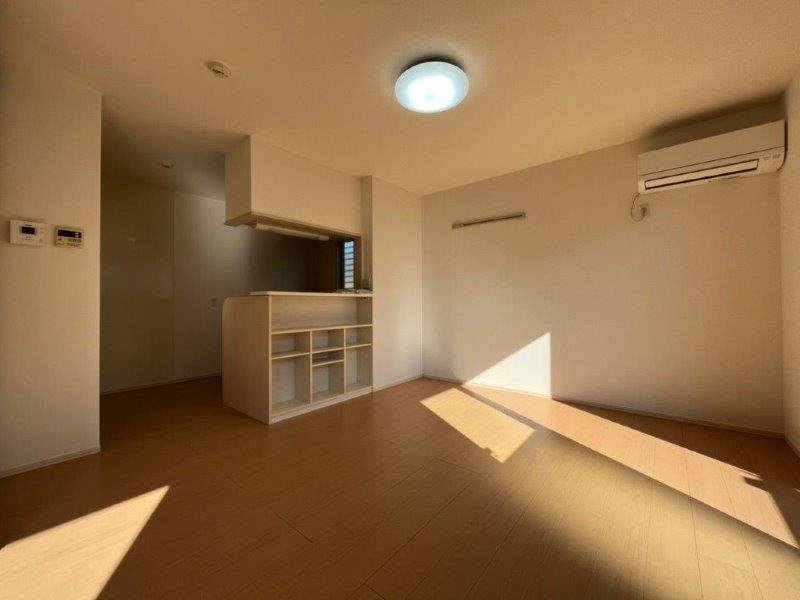 居室・リビング　図面と現状に相違がある場合には現状を優先