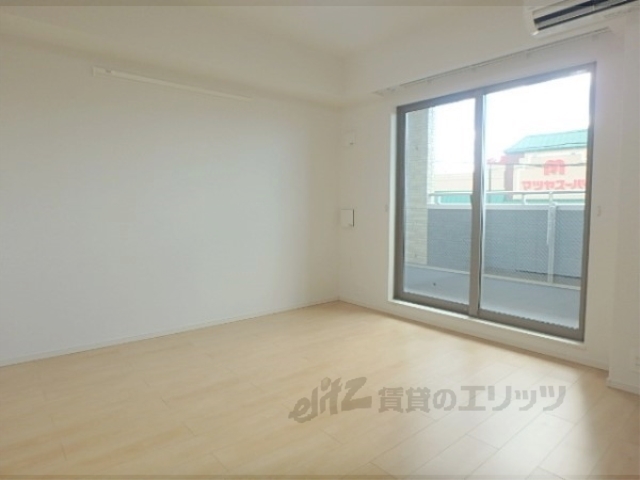 居室・リビング　洋室