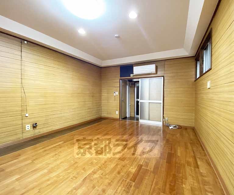 居室・リビング　ペット飼育可能な貸家です