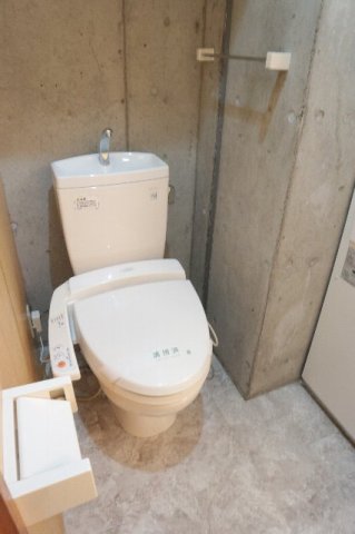 トイレ　ゆったりとした空間のトイレです