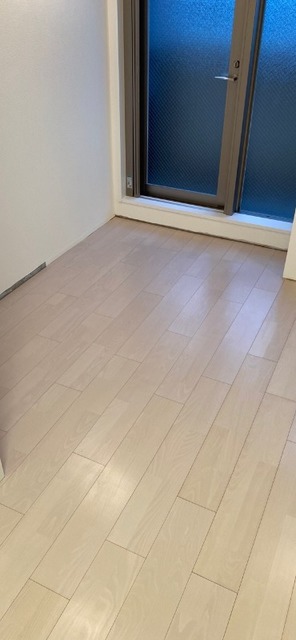 居室・リビング　室内