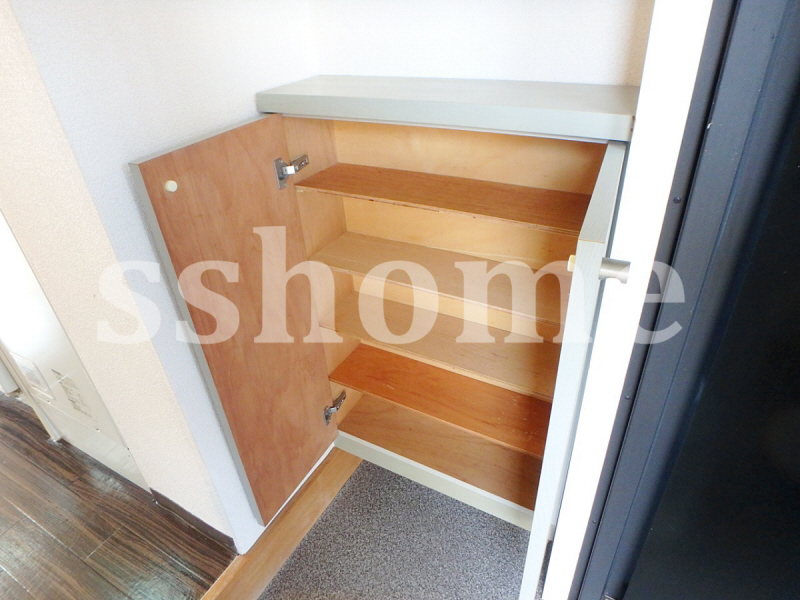 収納　シューズボックス☆