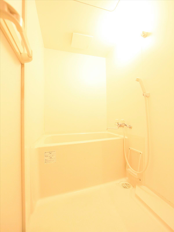 バス・シャワールーム　バスルーム