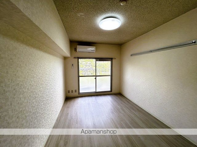 パールマンション万代橋の内装写真
