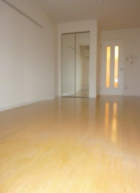 居室・リビング　☆明るい居室☆