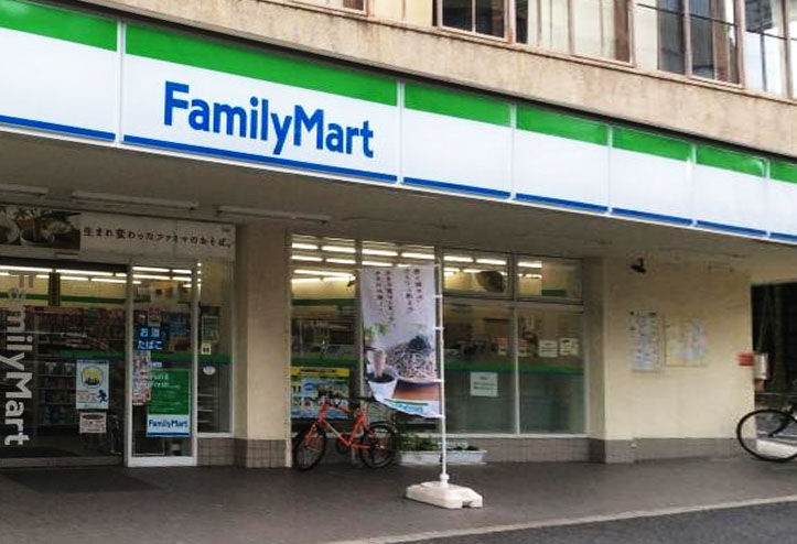 コンビニ　ファミリーマート 新町高辻店（コンビニ）まで164m