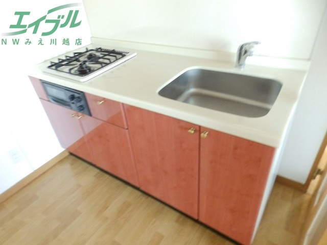 キッチン　別部屋参考写真です