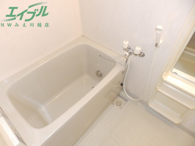 バス・シャワールーム　別部屋参考写真です