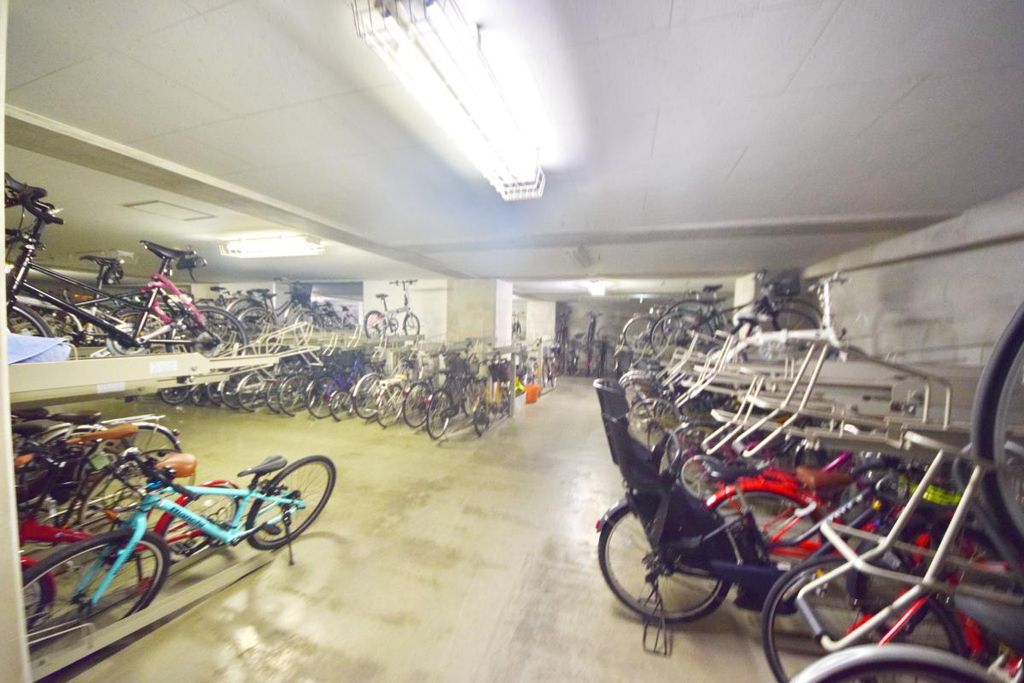 その他共有部分　駐車場