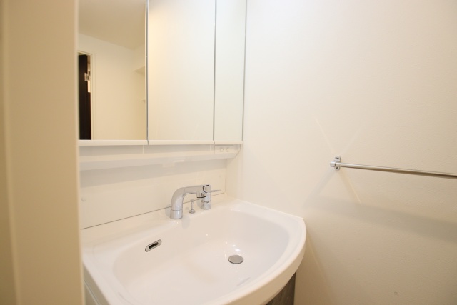 洗面設備　※別室の参考写真の為、現況優先です。