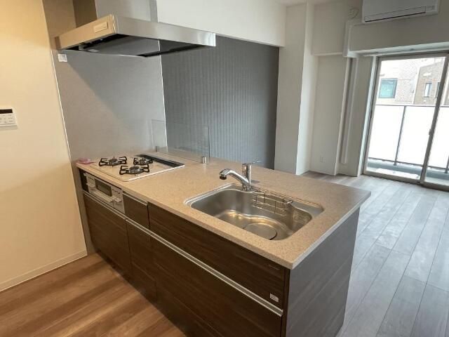 キッチン　キッチンでお料理をお楽しみください