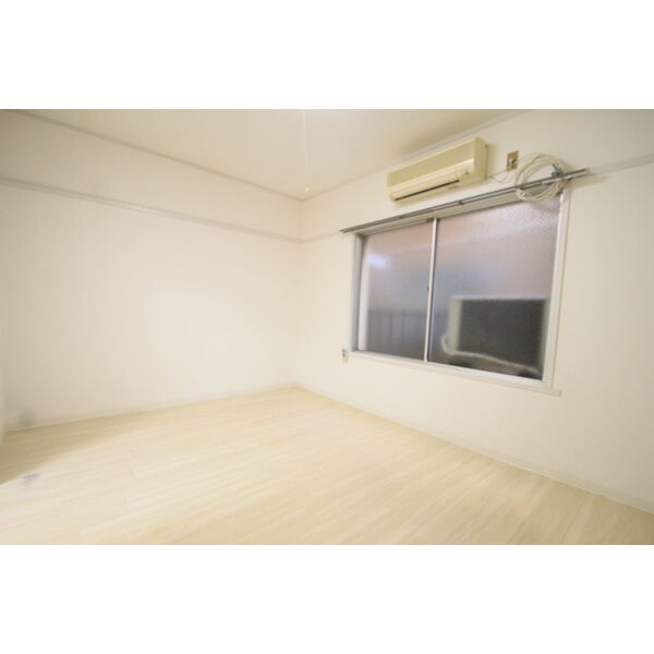 その他部屋・スペース　内装は別部屋の参考写真です。