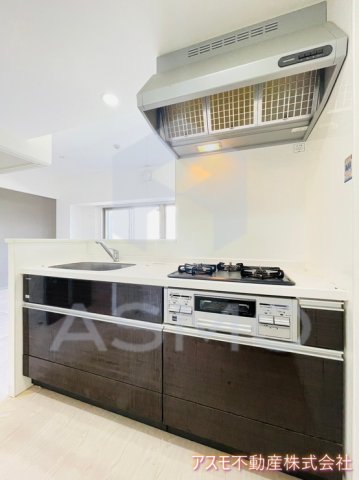 キッチン　同マンション別部屋　参考写真