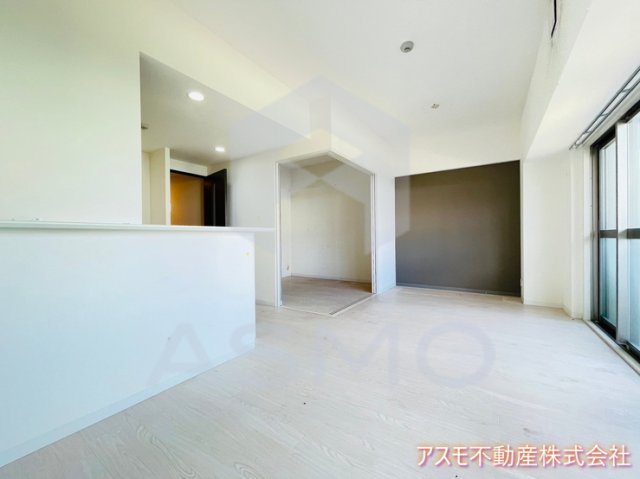 居室・リビング　同マンション別部屋　参考写真