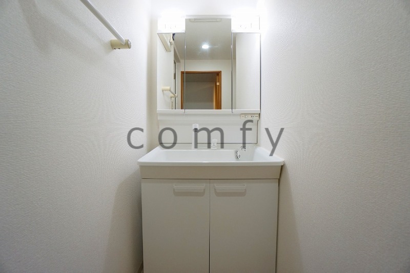 洗面設備　独立洗面台