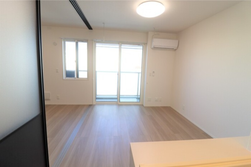 居室・リビング　図面と現状に相違がある場合には現状を優先