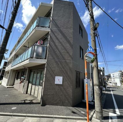 建物外観　ラ・メゾン・ドゥ幸