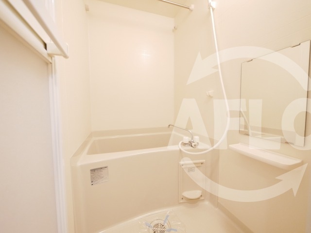 バス・シャワールーム　Uresidence京橋　バスルーム