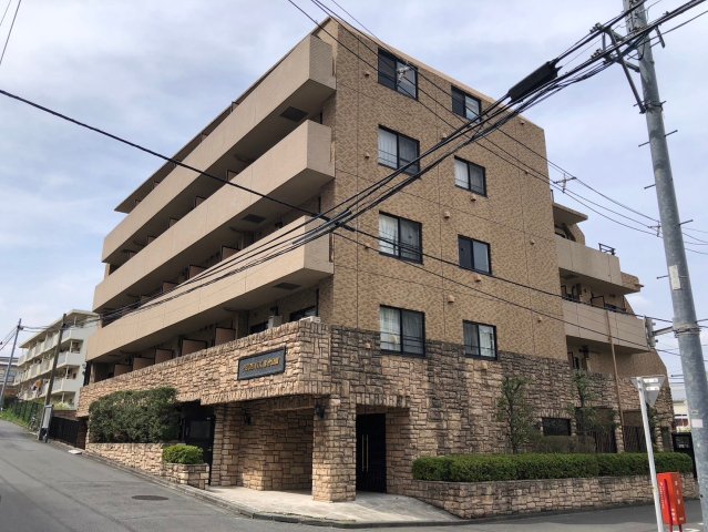 建物外観　落ち着いた雰囲気の外観です