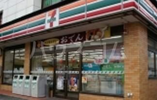 コンビニ　セブン-イレブン北区滝野川２丁目店（コンビニ）まで404m