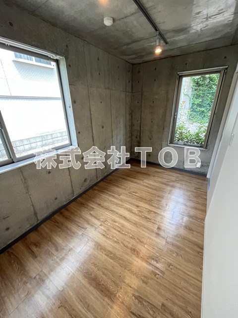 居室・リビング　※同間取り別号室写真です