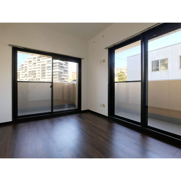 居室・リビング　※同タイプ