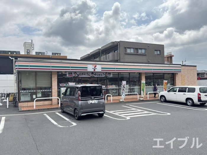 コンビニ　セブンイレブン鹿児島紫原７丁目店（コンビニ）まで1000m