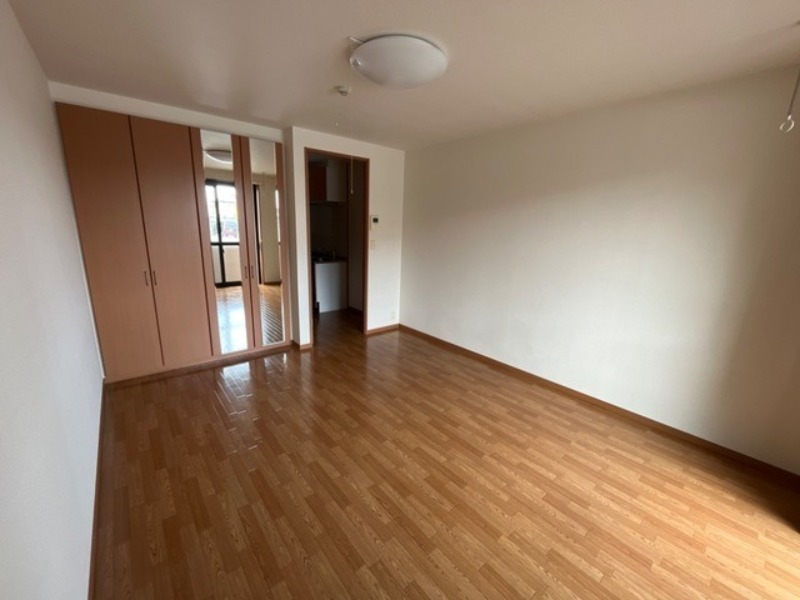 居室・リビング　図面と現状に相違がある場合には現状を優先