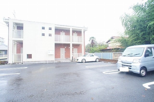 駐車場　駐車場完備です