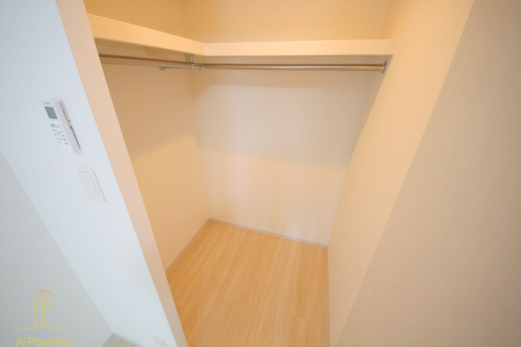 収納　アルモニー都島内代