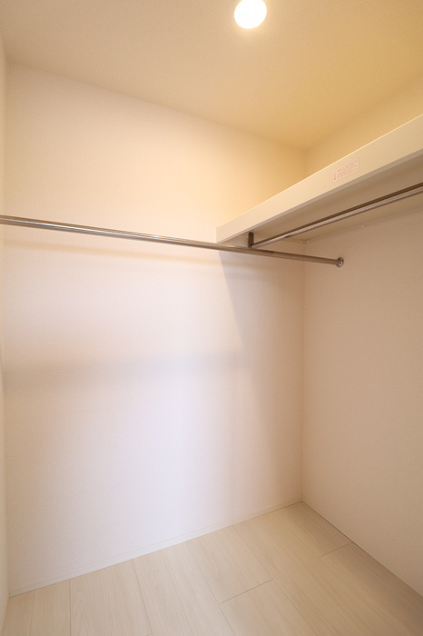 収納　ウォークインクローゼット