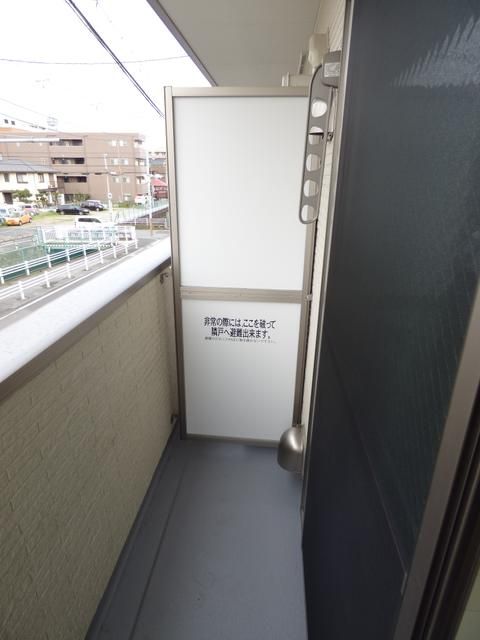 バルコニー　ローソン・スリーエフ蘇我駅西口店