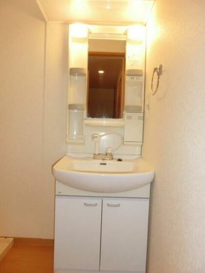 洗面設備　※別号室の写真です。現況優先となります。