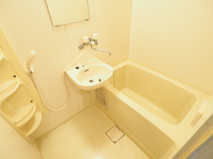 バス・シャワールーム　バス