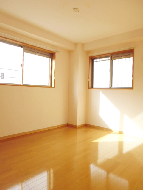 居室・リビング　他号室の参考画像です。