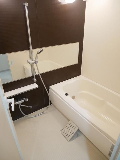 バス・シャワールーム　【浴室】バス
